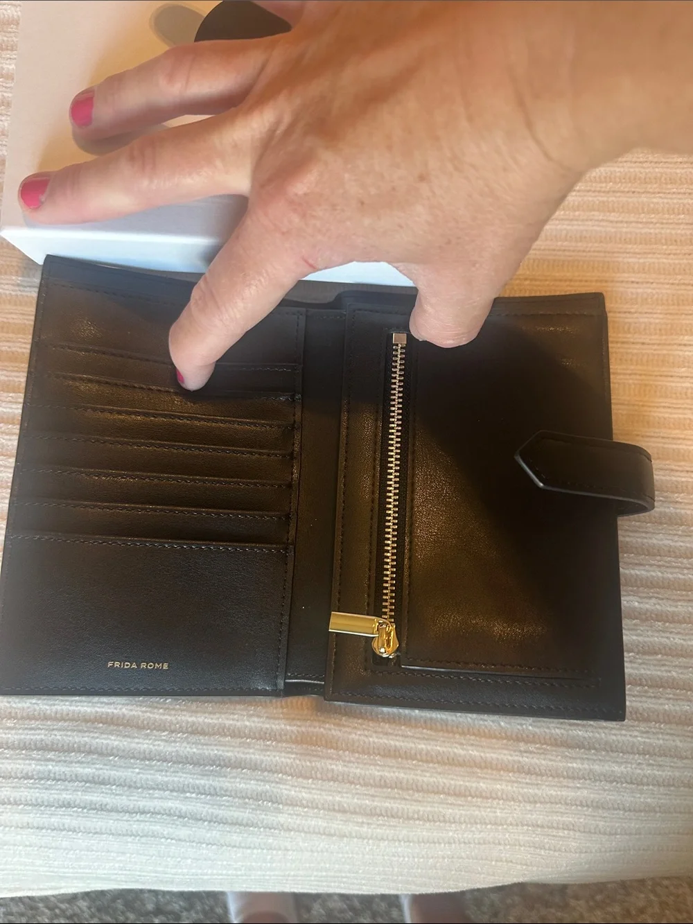 Frida Rome Wallet New - Picture 2 of 3